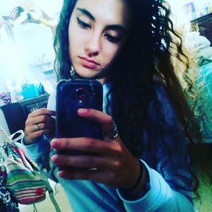 Meet your Posher, Sofia